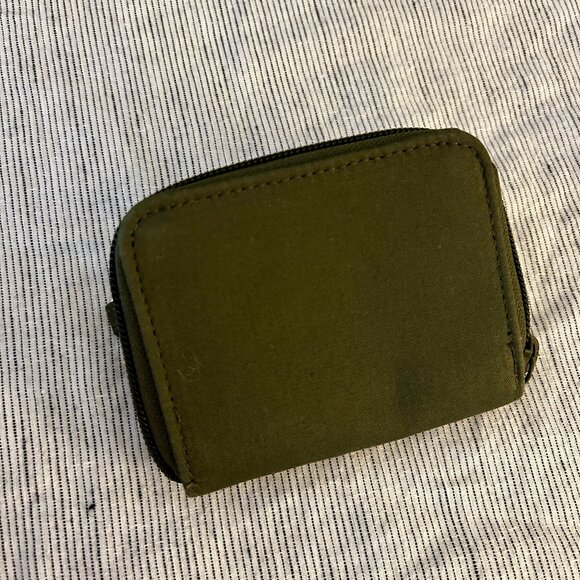 Vera Bradley Petite Zip-Around Wallet with RFID Protection - Picture 3 of 3